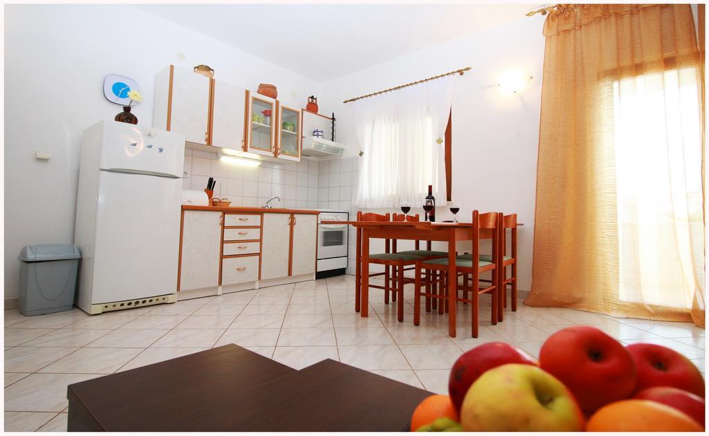 Apartment Benjamin Rogoznica  Exterior photo
